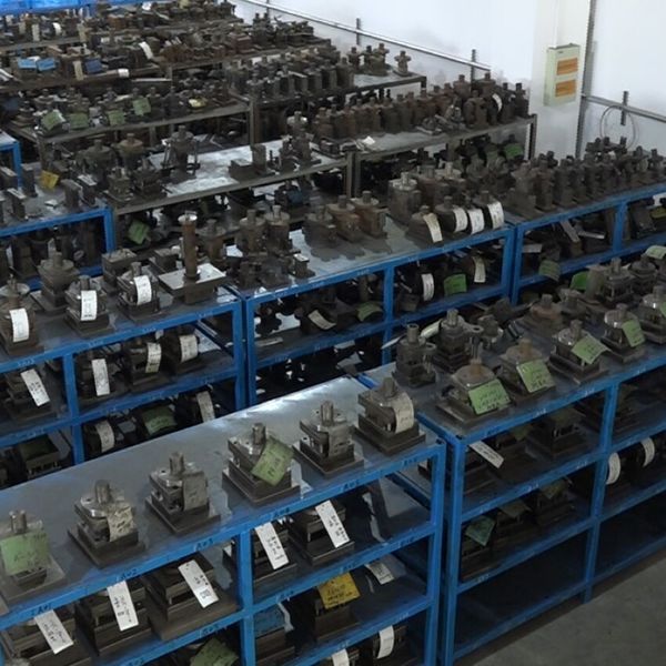 Wuxi Hengtong Metal Framing System Co., Ltd. خط إنتاج المصنع